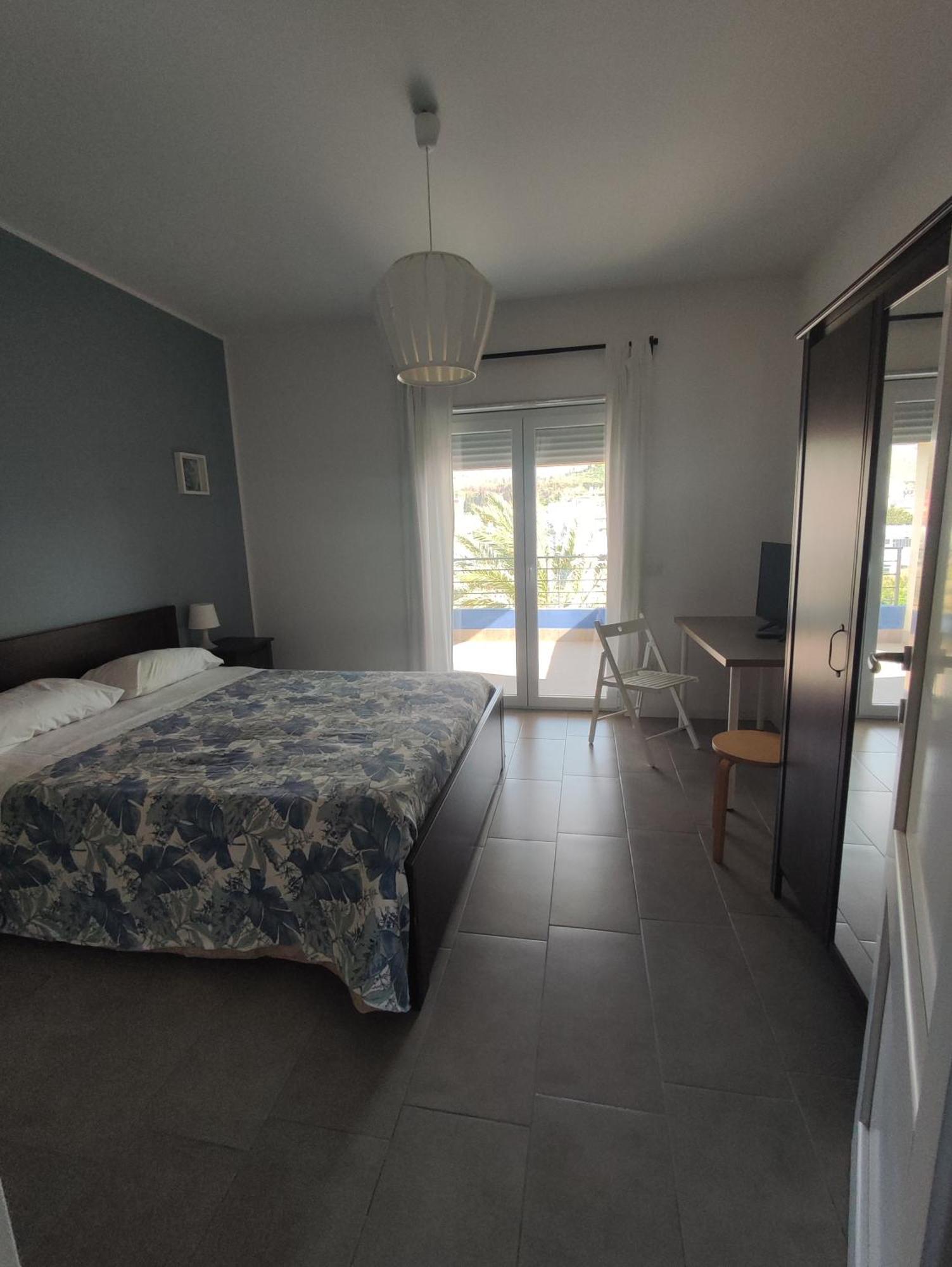 וילאפרנקה טירנה Appartamenti Vacanze Villa Meo מראה חיצוני תמונה